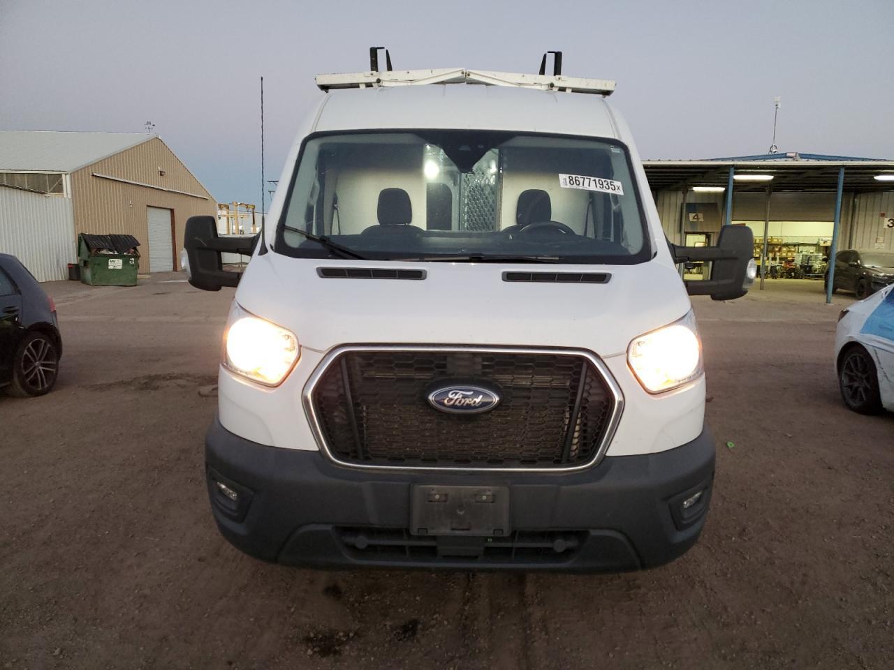 2022 Ford Transit T-250
