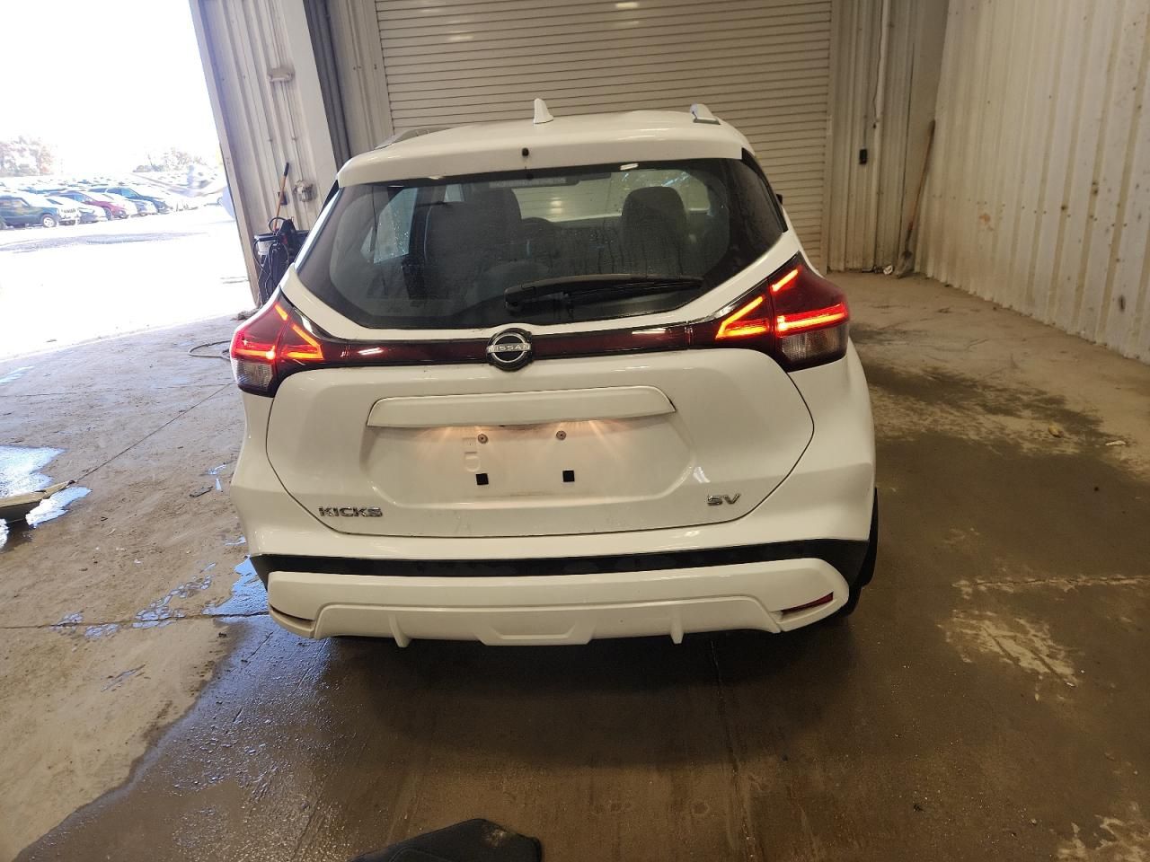 2023 Nissan Kicks sv