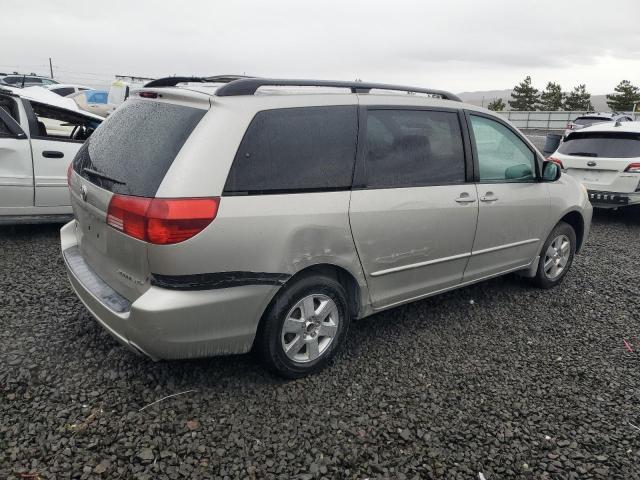 2004 Toyota Sienna xle