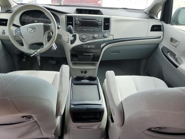 2011 Toyota Sienna LE