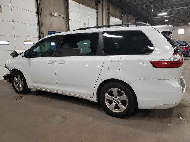 2017 Toyota Sienna le
