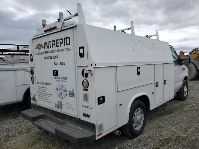 2016 Ford Econoline E350 Super Duty Cutaway Van