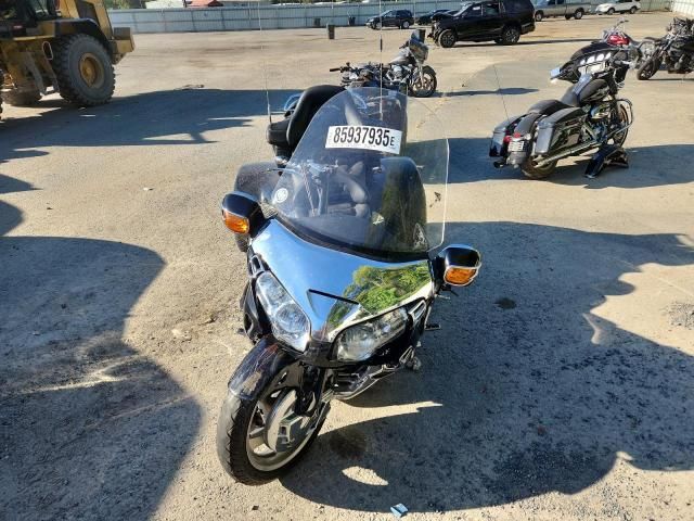 2003 Honda GL1800