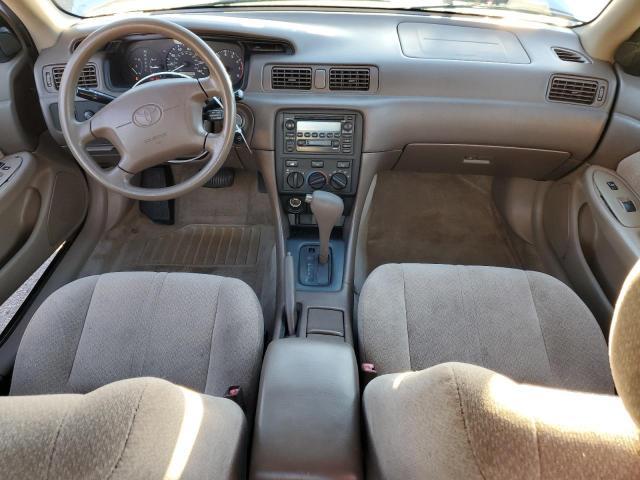2000 Toyota Camry