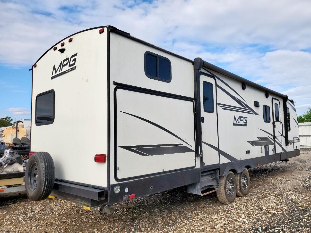 2021 MPG Ultra Lite