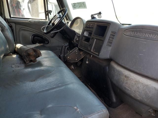 2003 International 4000 4300