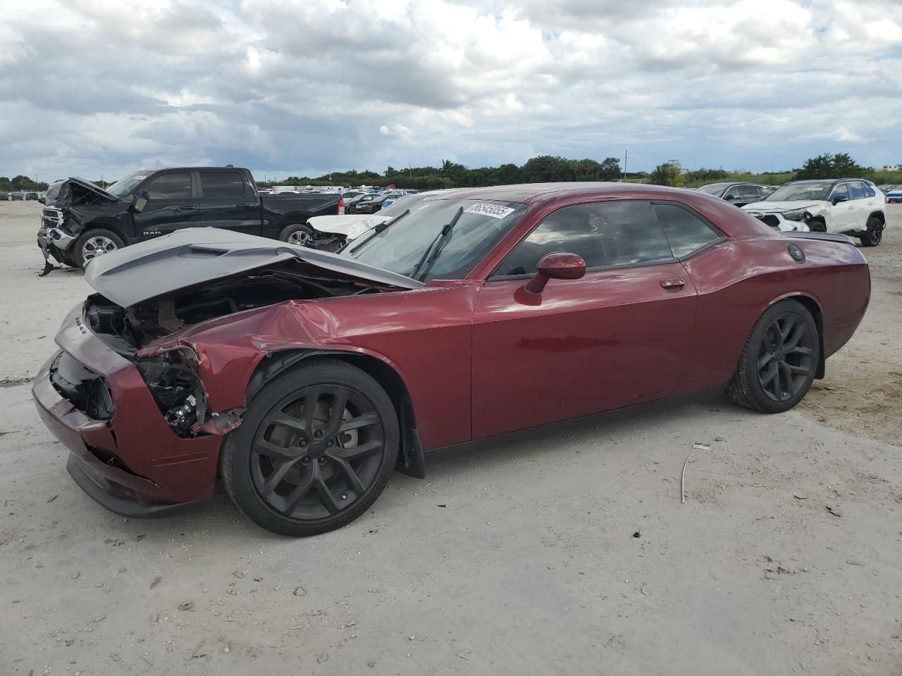 2022 Dodge Challenger sxt