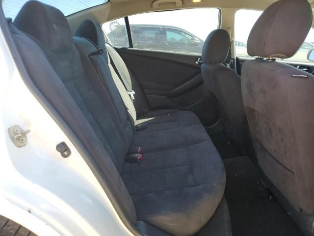 2011 Nissan Altima Base