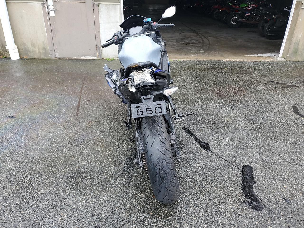 2022 Kawasaki EX650 M