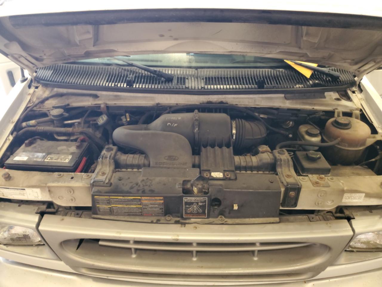 2000 Ford Econoline E350 Super Duty Van