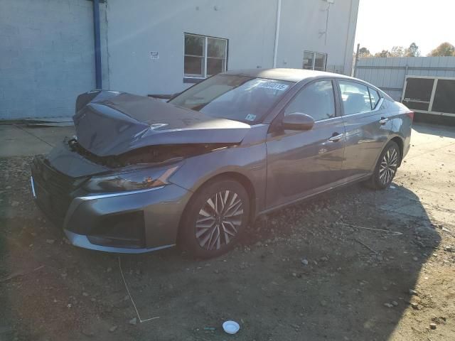 2024 Nissan Altima sv