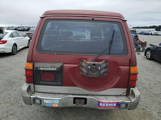 1996 Mitsubishi Montero LS