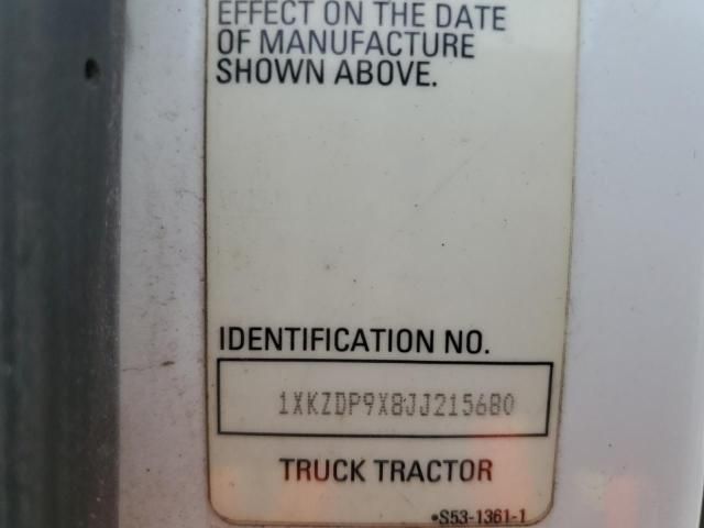 2018 Kenworth T880 Semi Truck