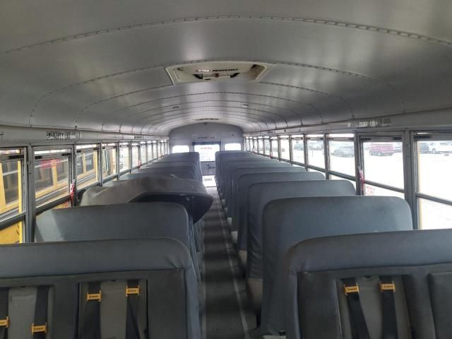 2011 Thomas SAF-T-LINER HDX-School Bus