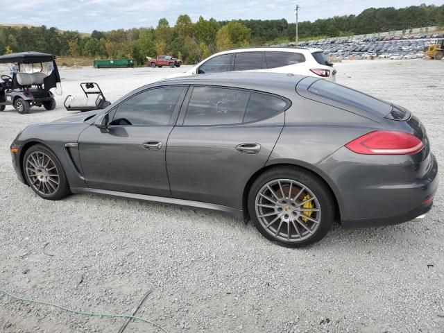 2014 Porsche Panamera 2