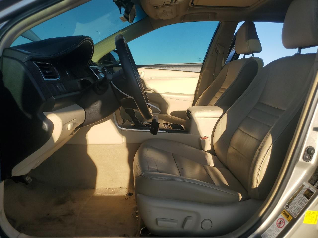 2015 Toyota Camry Hybrid