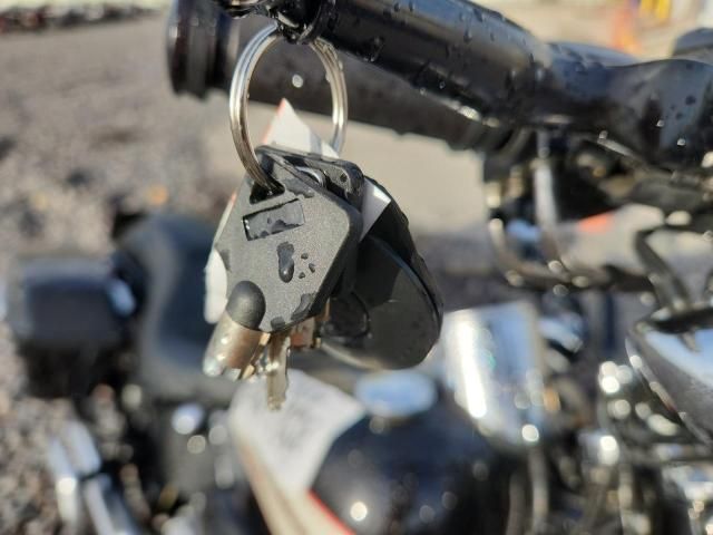 2006 Harley-Davidson Flsti California