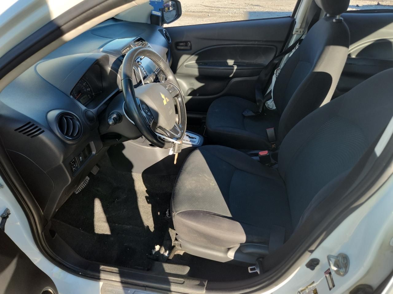 2018 Mitsubishi Mirage G4 es