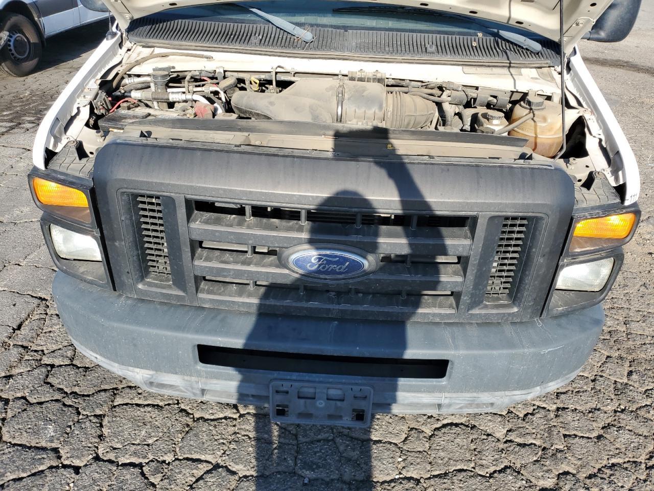 2011 Ford Econoline E250 van