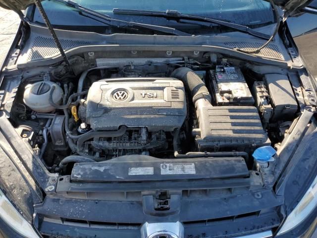 2016 Volkswagen Golf S/SE