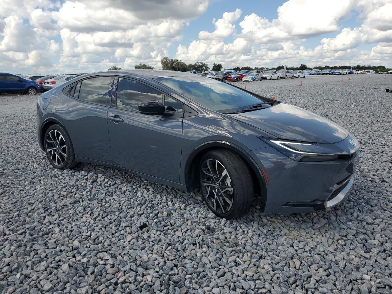 2025 Toyota Prius
