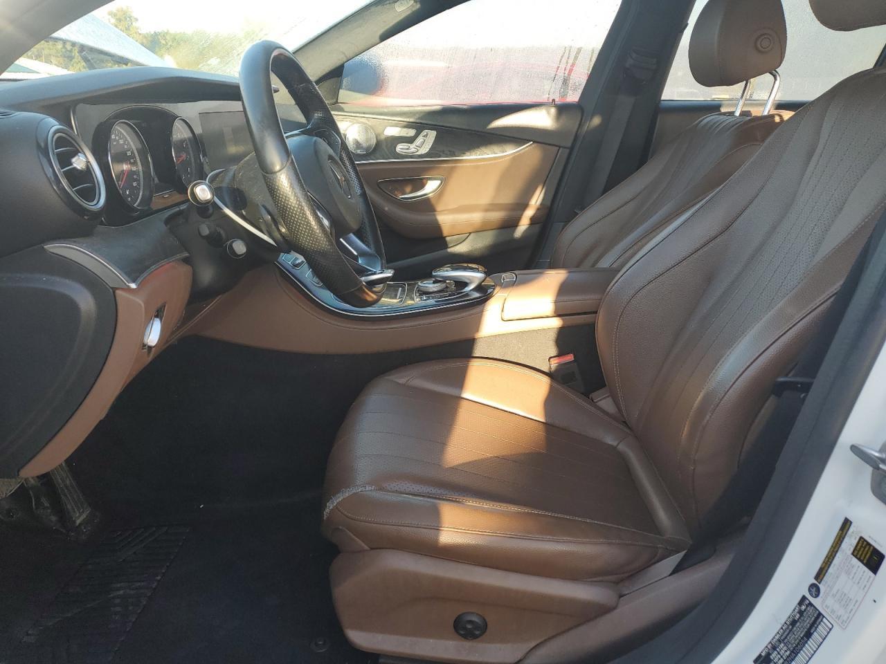 2017 Mercedes-Benz E 300