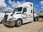 2020 Freightliner Cascadia 126 Semi Truck