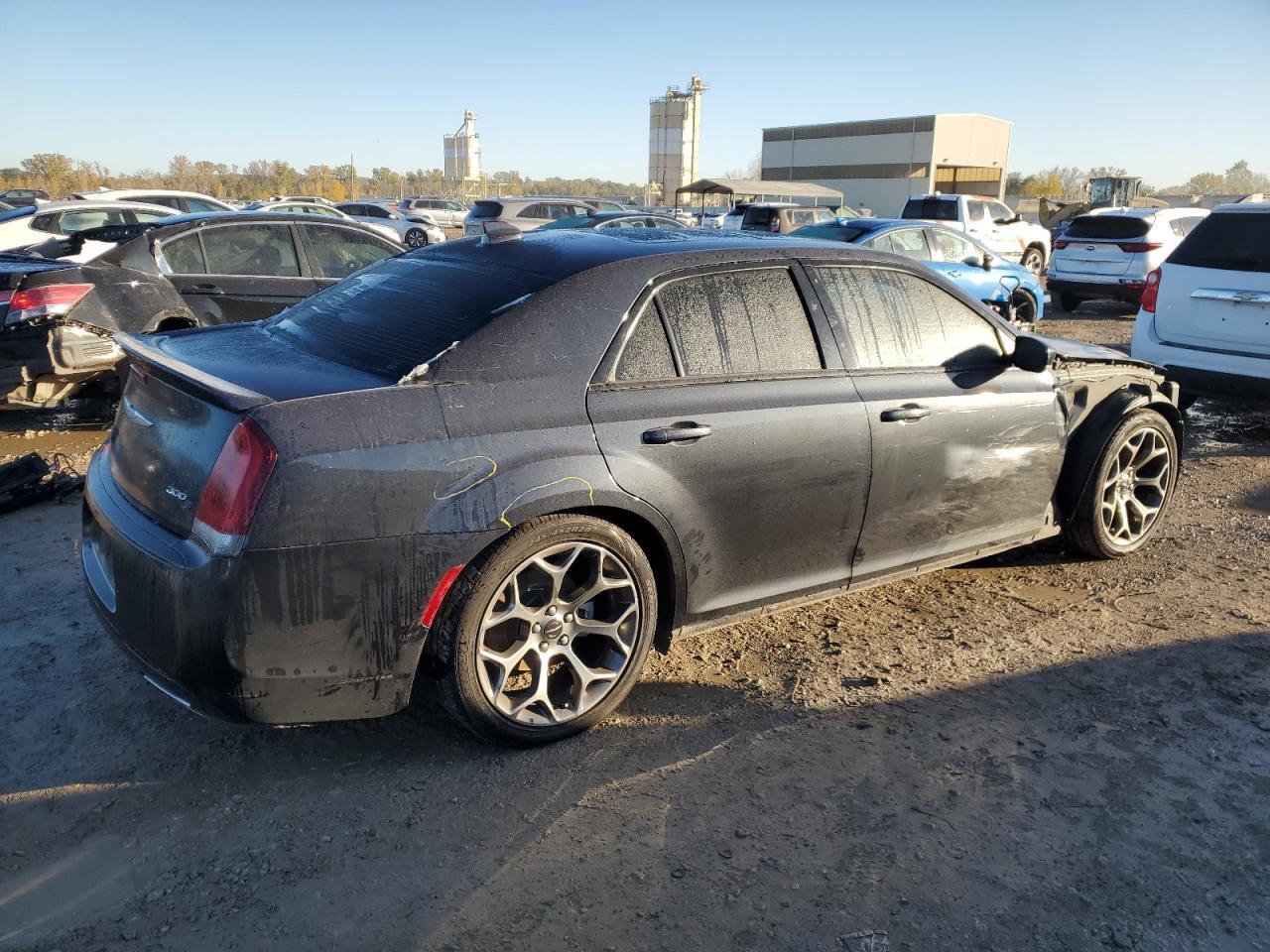 2018 Chrysler 300 s