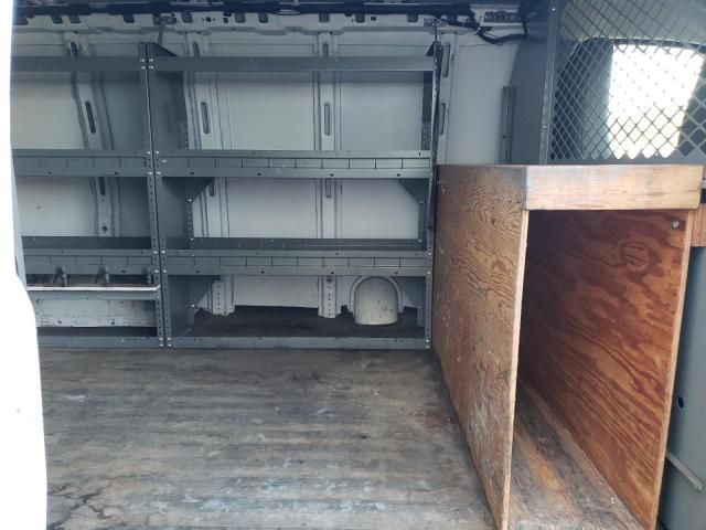 2011 GMC Savana G2500