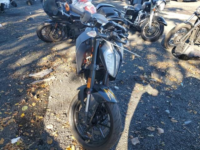 2023 KTM 390 Duke