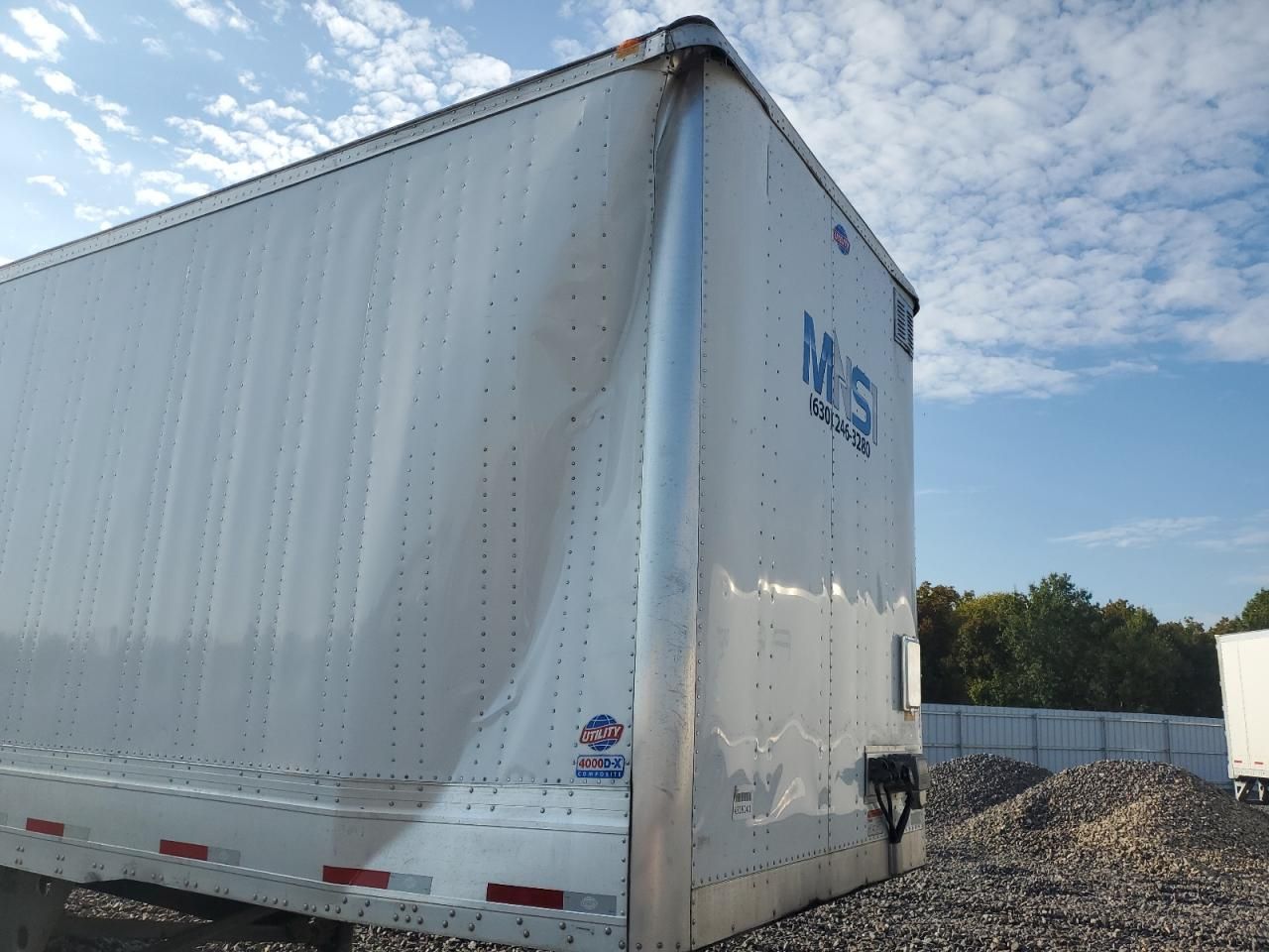 2025 Utility VS2DX DRY Van Trailer