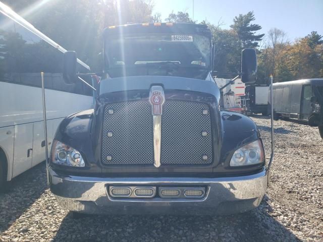 2012 Kenworth Constructi-Flat BED Truck