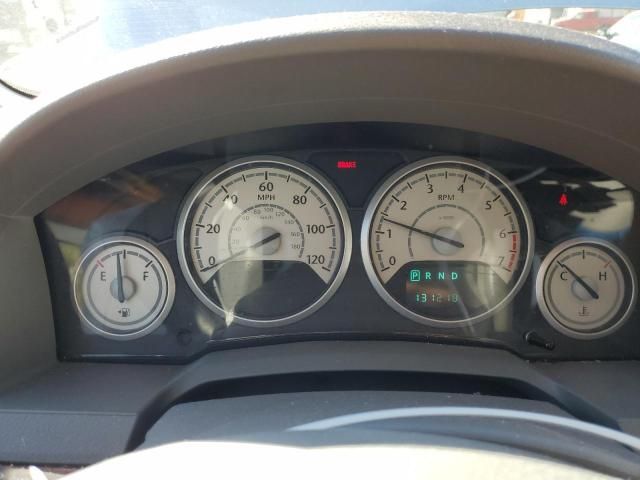2008 Chrysler Town & Country LX