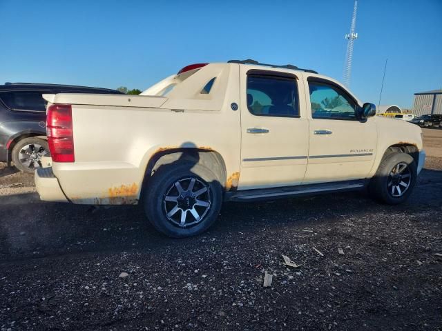 2013 Chevrolet Avalanche LTZ