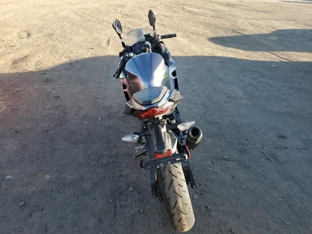 2021 Kawasaki EX400