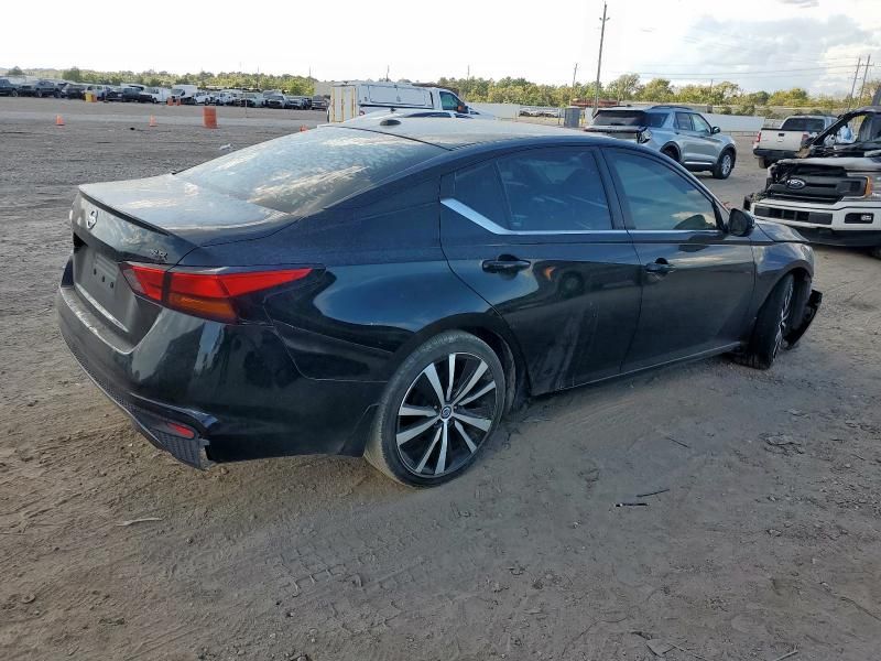 2020 Nissan Altima SR