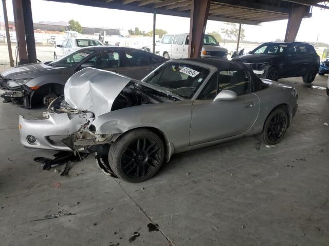 2005 Mazda MX-5 Miata Base