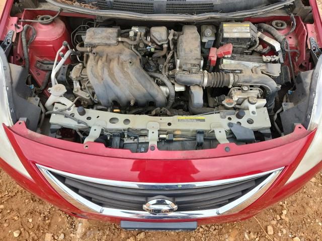 2013 Nissan Versa S