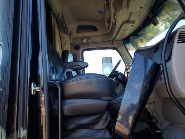 2018 Peterbilt 579 Semi Truck