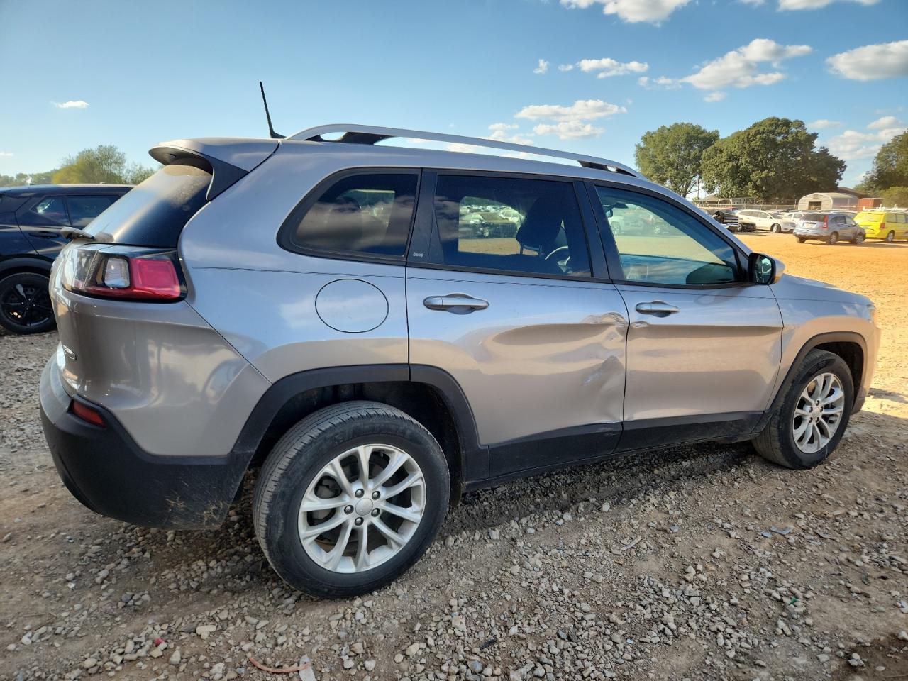 2020 Jeep Cherokee Latitude