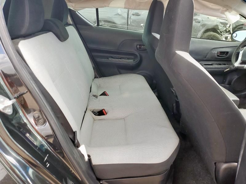 2015 Toyota Prius C