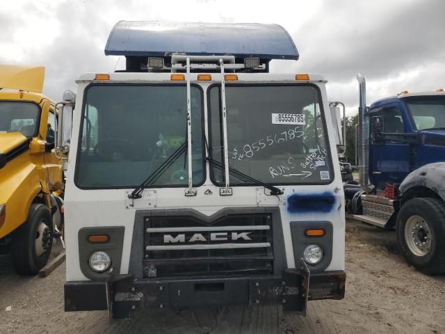 2015 Mack LEU613 Refuse Truck