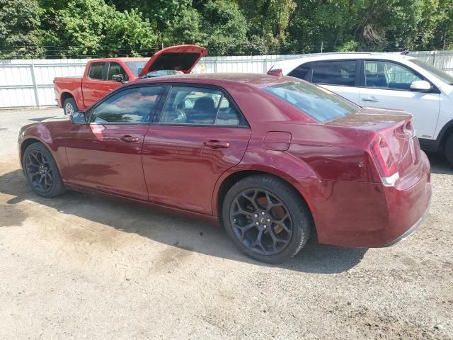 2019 Chrysler 300 Touring