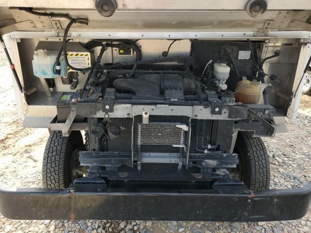 2016 Ford Econoline E450 Super Duty Commercial Stripped Chas