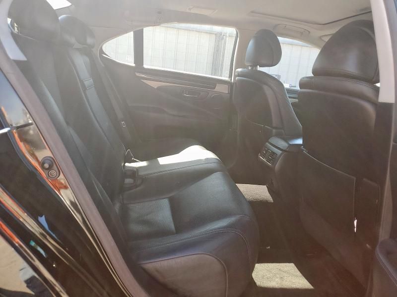 2013 Lexus LS 460