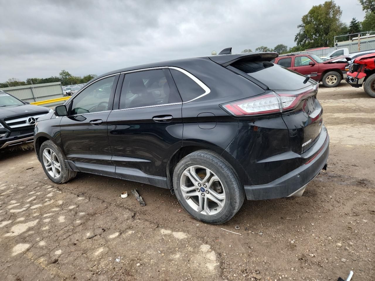 2017 Ford Edge Titanium