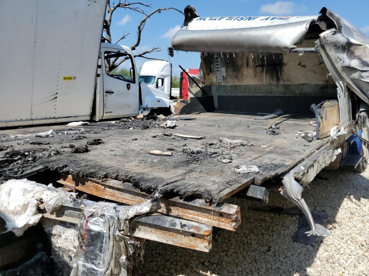 2019 Freigliner 2019 Freightliner Business Class M2 BOX Truck