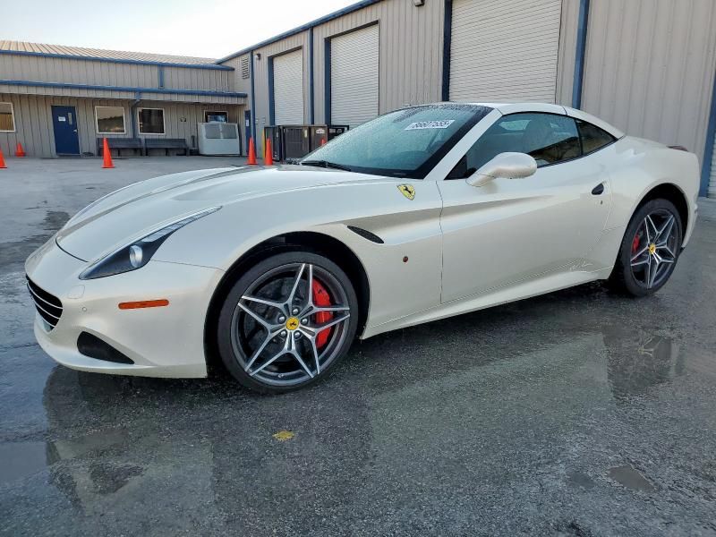 2016 Ferrari California T