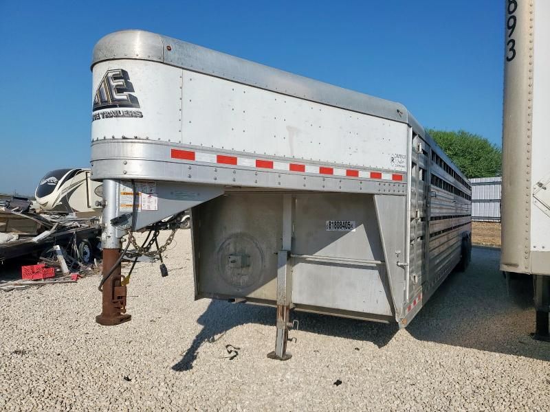 2020 Elite Trailer 2020 Elite Livestock Trailer