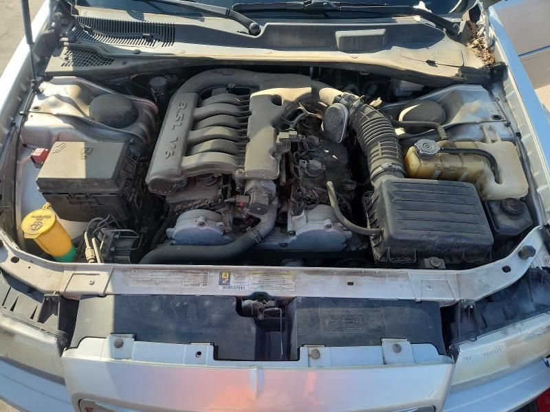 2010 Chrysler 300 Touring